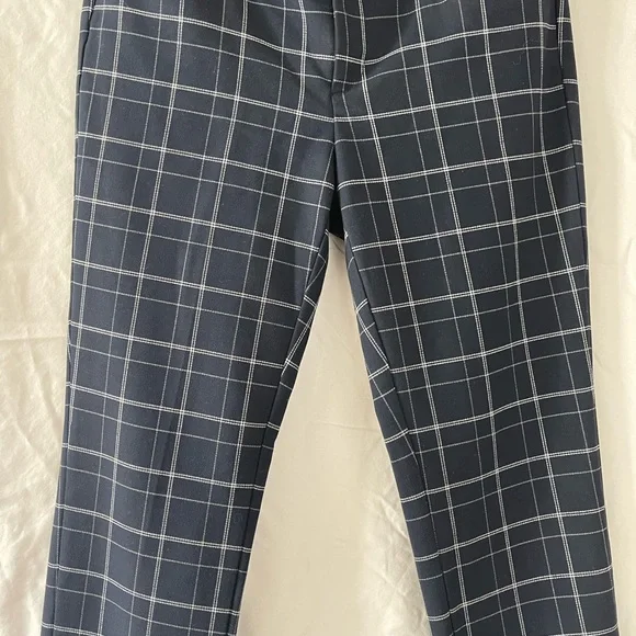 Banana Republic Sloan Fit Navy Plaid Ankle Pant - Picture 3 of 8